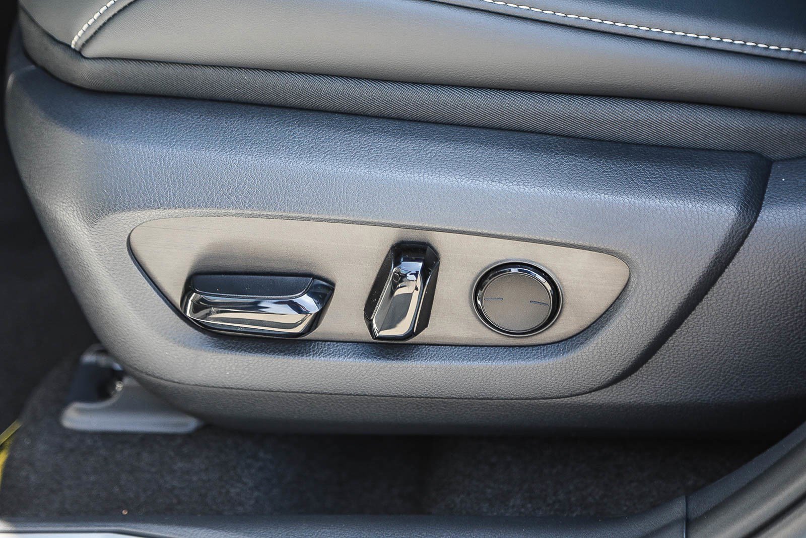 New 2026 Lexus NX 350h F Sport image 19