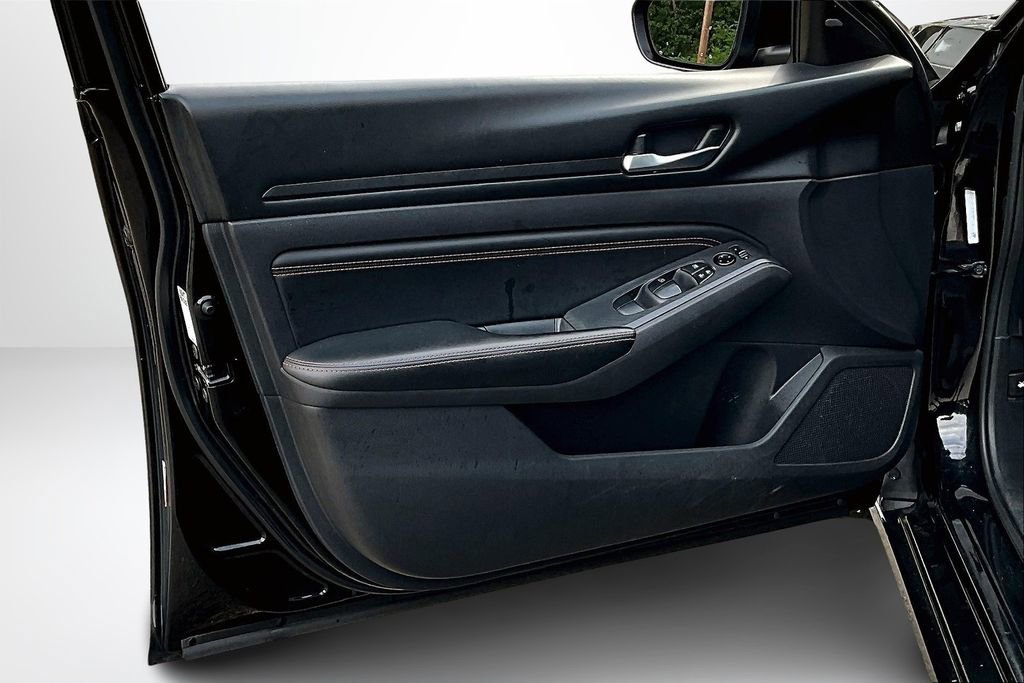 Used 2022 Nissan Altima 2.5 SR image 20