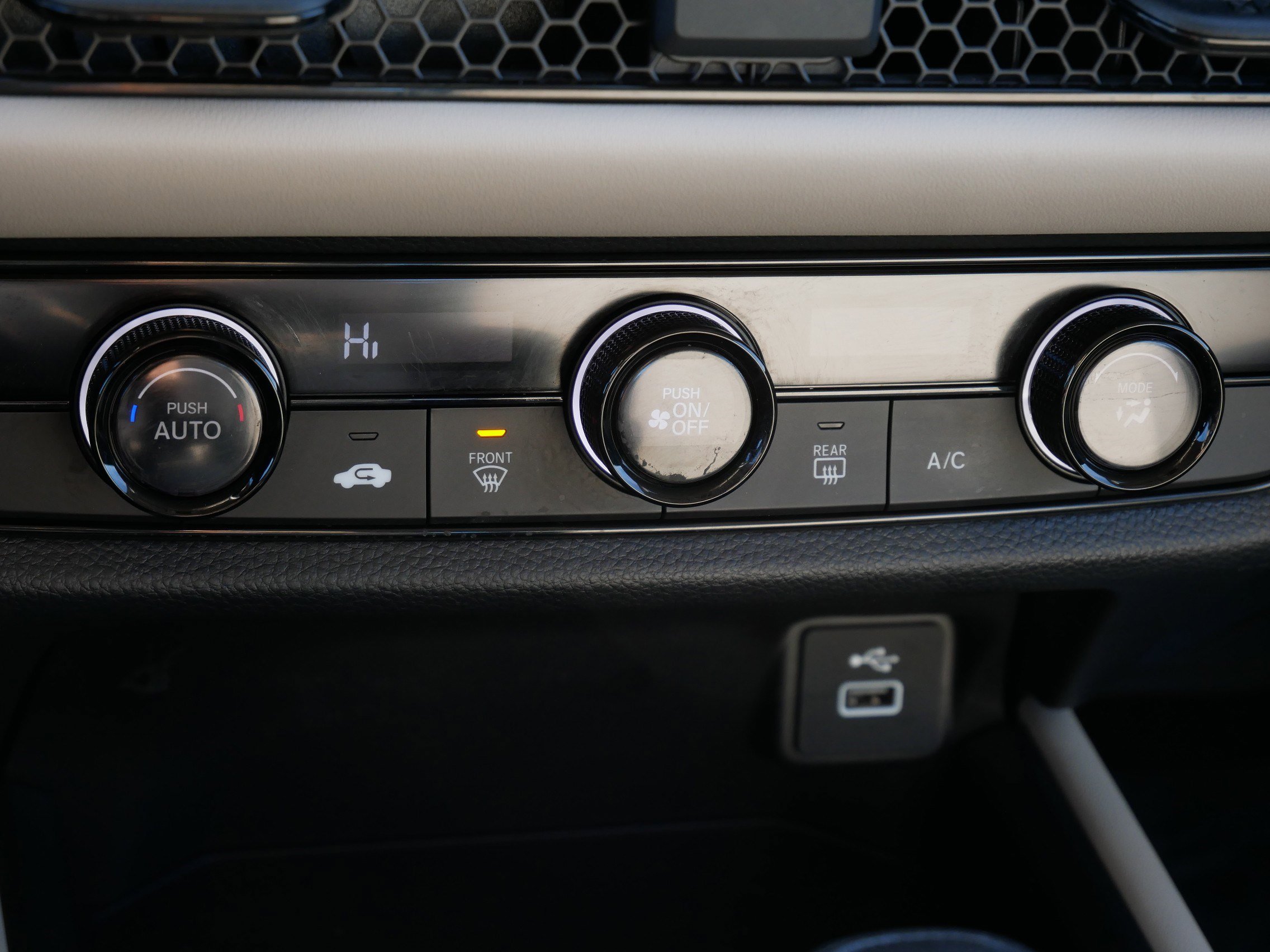 Used 2024 Honda HR-V LX image 23