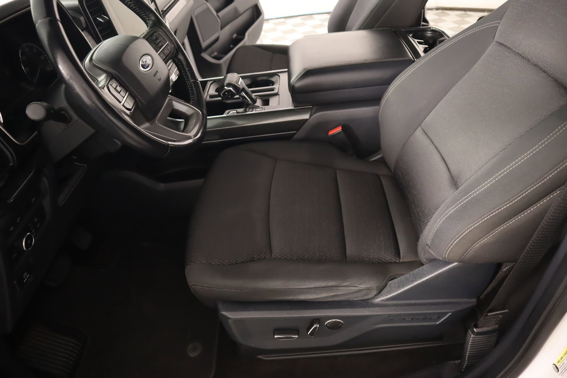 Used 2021 Ford F150 XLT w/ Equipment Group 302A High image 13