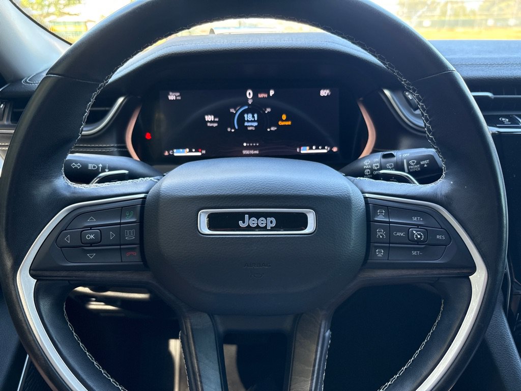 Used 2021 Jeep Grand Cherokee L Limited AWD/4WD image 22