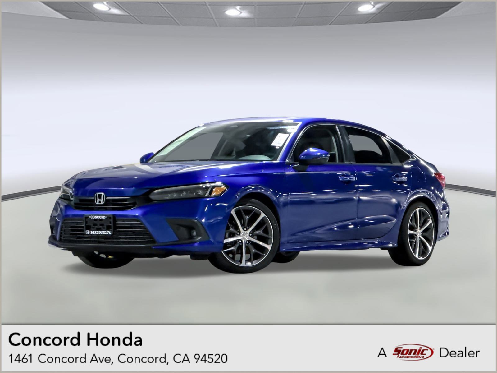 Used 2023 Honda Civic Touring image 1