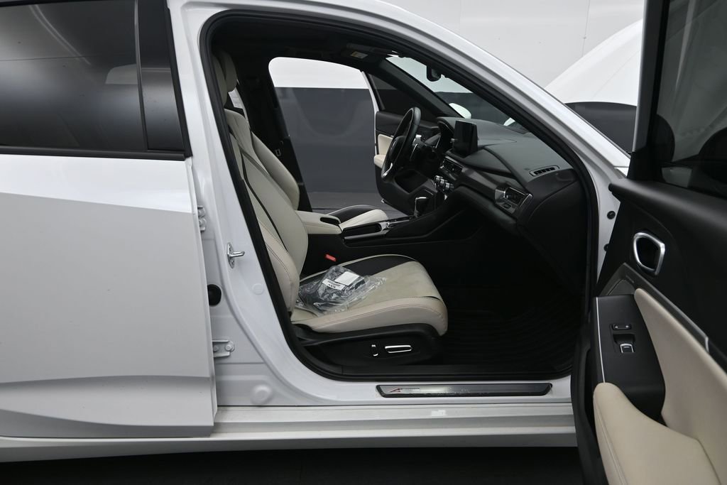 Used 2025 Acura Integra A-Spec FWD image 13