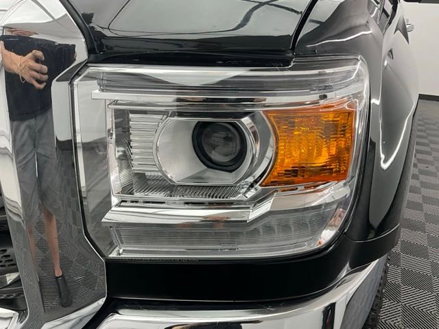 Used 2015 GMC Sierra 2500 SLT w/ Driver Alert Package image 21