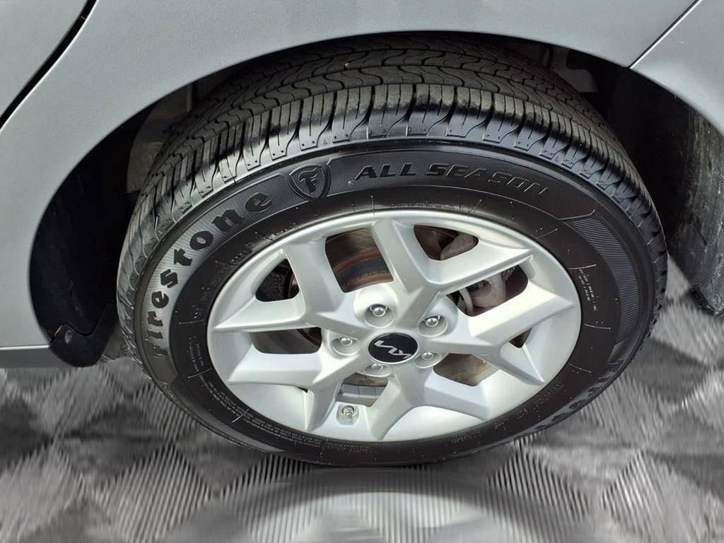 Used 2024 Kia Soul LX w/ Option Group 015 image 21