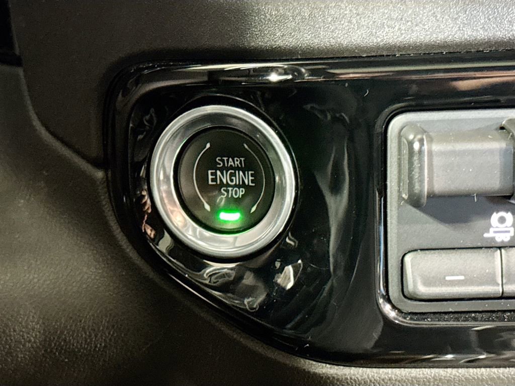 Used 2024 Chevrolet Silverado 3500 High Country w/ High Country Premium Package image 19