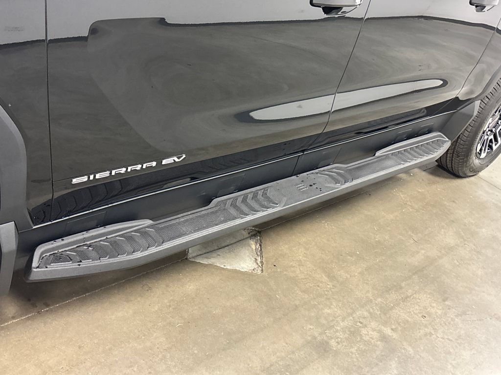 New 2026 GMC Sierra EV Elevation AWD/4WD image 10