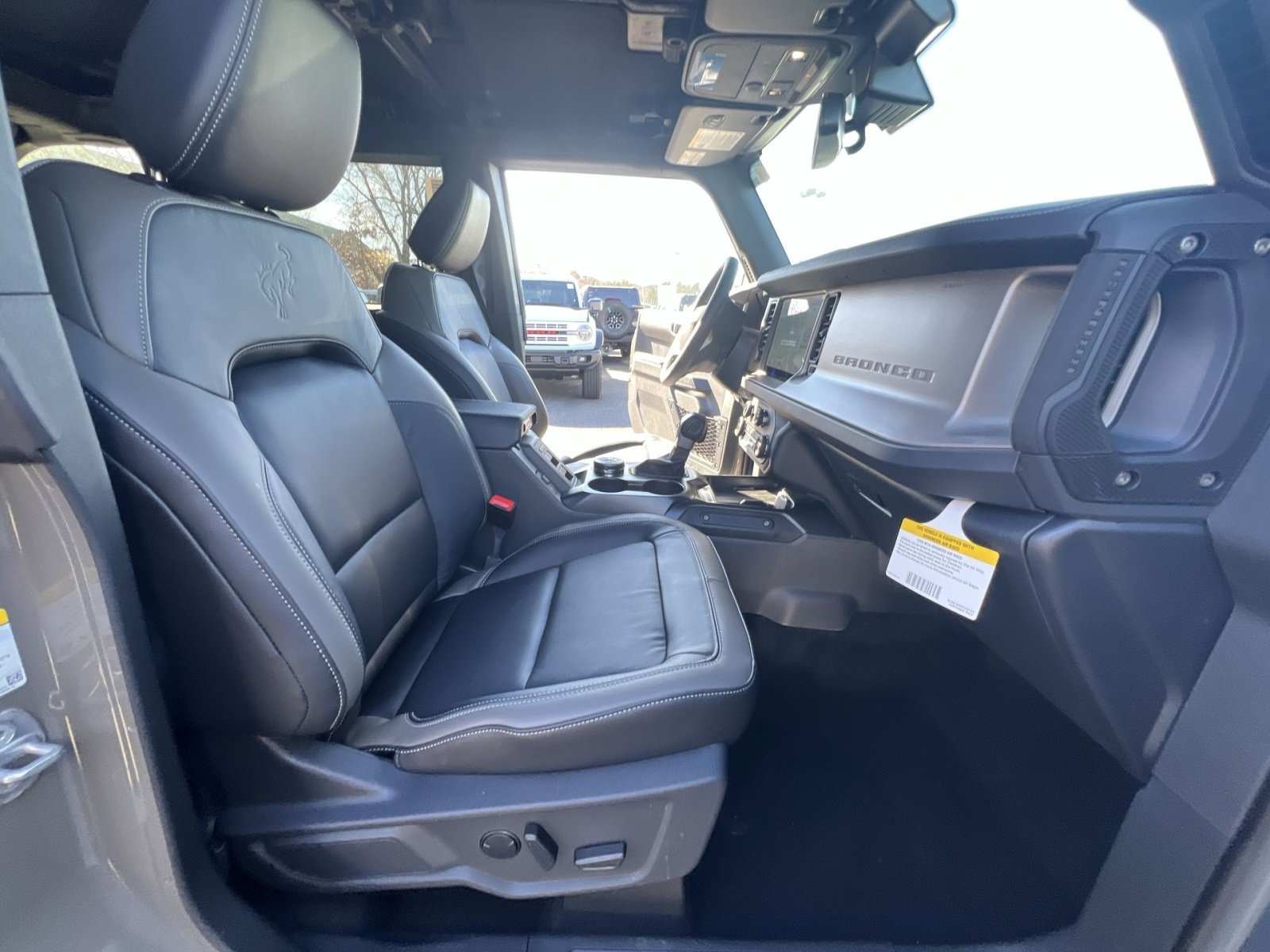 New 2025 Ford Bronco Outer Banks AWD/4WD image 26