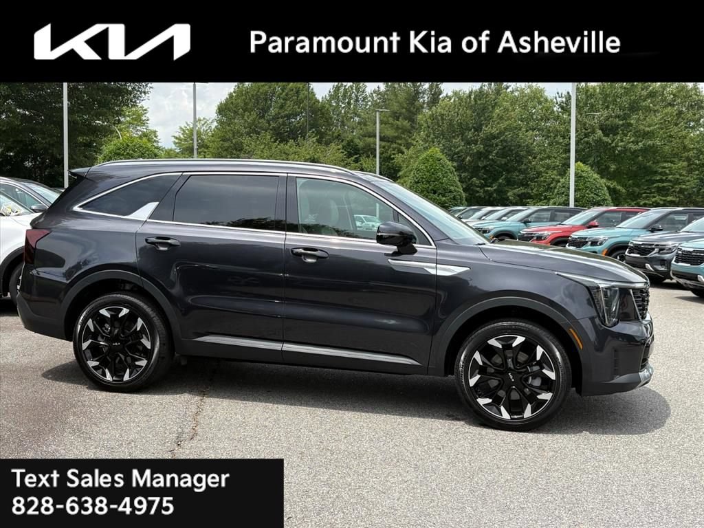 Used 2025 Kia Sorento EX w/ Panoramic Sunroof Package AWD/4WD image 6