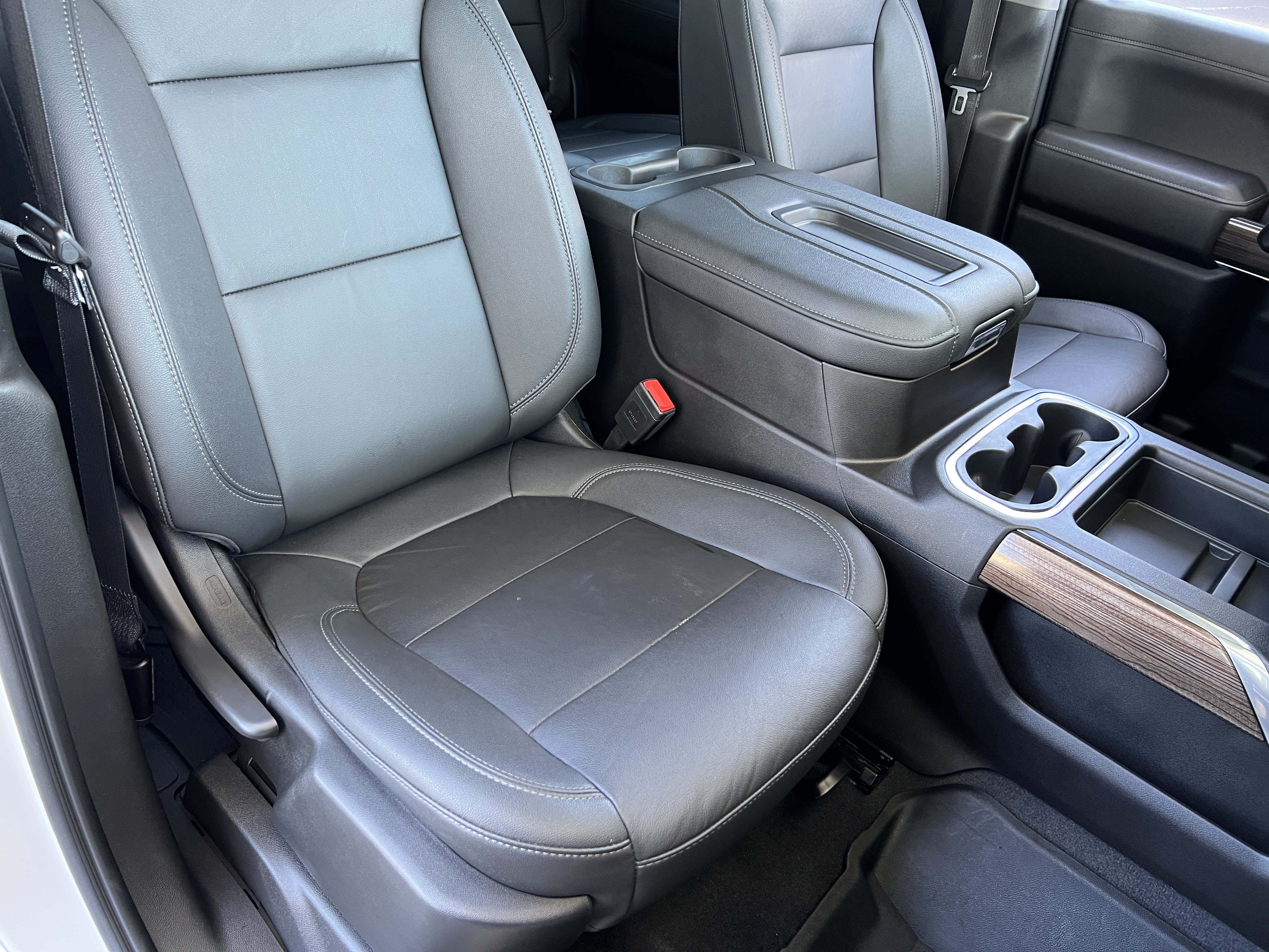 Used 2021 Chevrolet Silverado 1500 RST AWD/4WD image 24