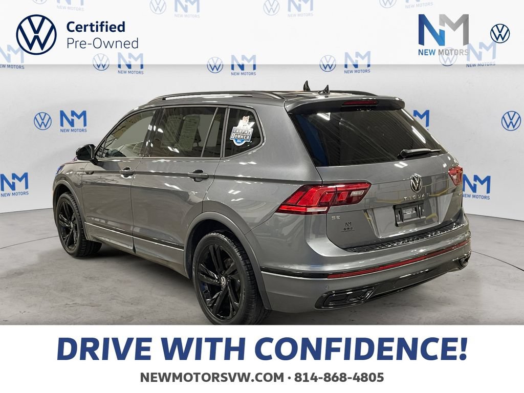 Used 2024 Volkswagen Tiguan SE R-Line AWD/4WD image 3