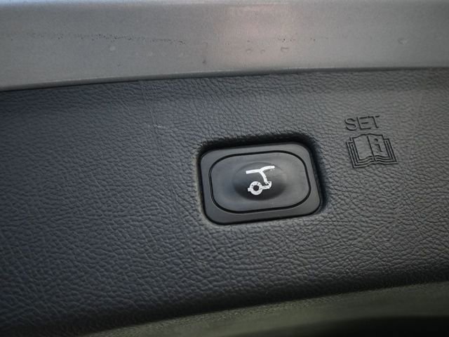 Used 2024 Ford Edge Titanium AWD/4WD image 9