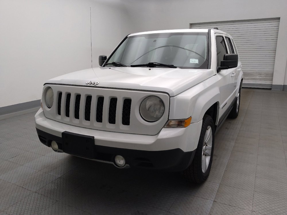 Used 2014 Jeep Patriot Limited w/ Sun/Sound Group FWD image 15