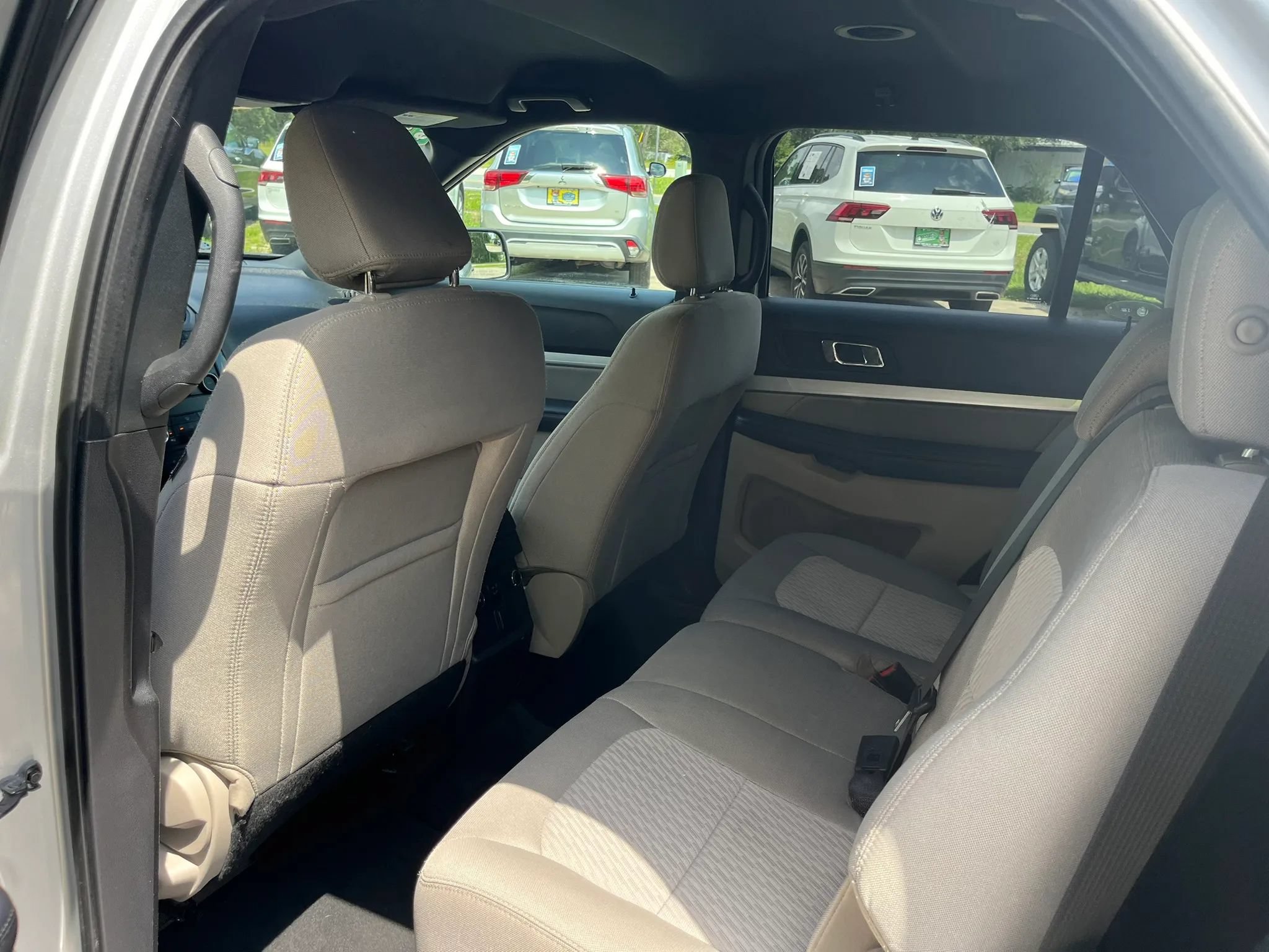 Used 2018 Ford Explorer FWD image 25