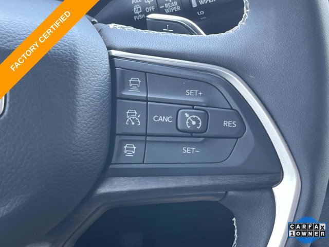 Certified 2025 Jeep Grand Cherokee L Limited w/ Black Appearance Package AWD/4WD image 32