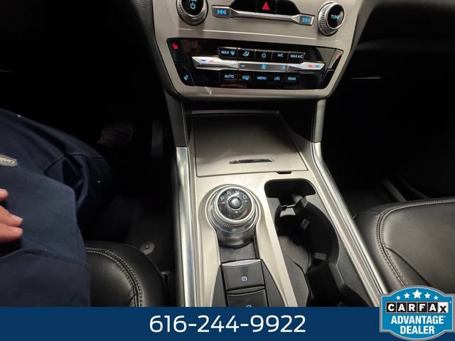 Used 2023 Ford Explorer XLT w/ Equipment Group 202A AWD/4WD image 16