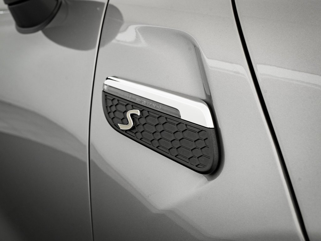 Used 2024 MINI Cooper SE image 20