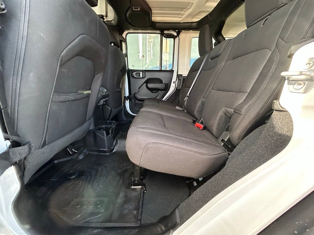 Used 2022 Jeep Wrangler Unlimited Sport image 27