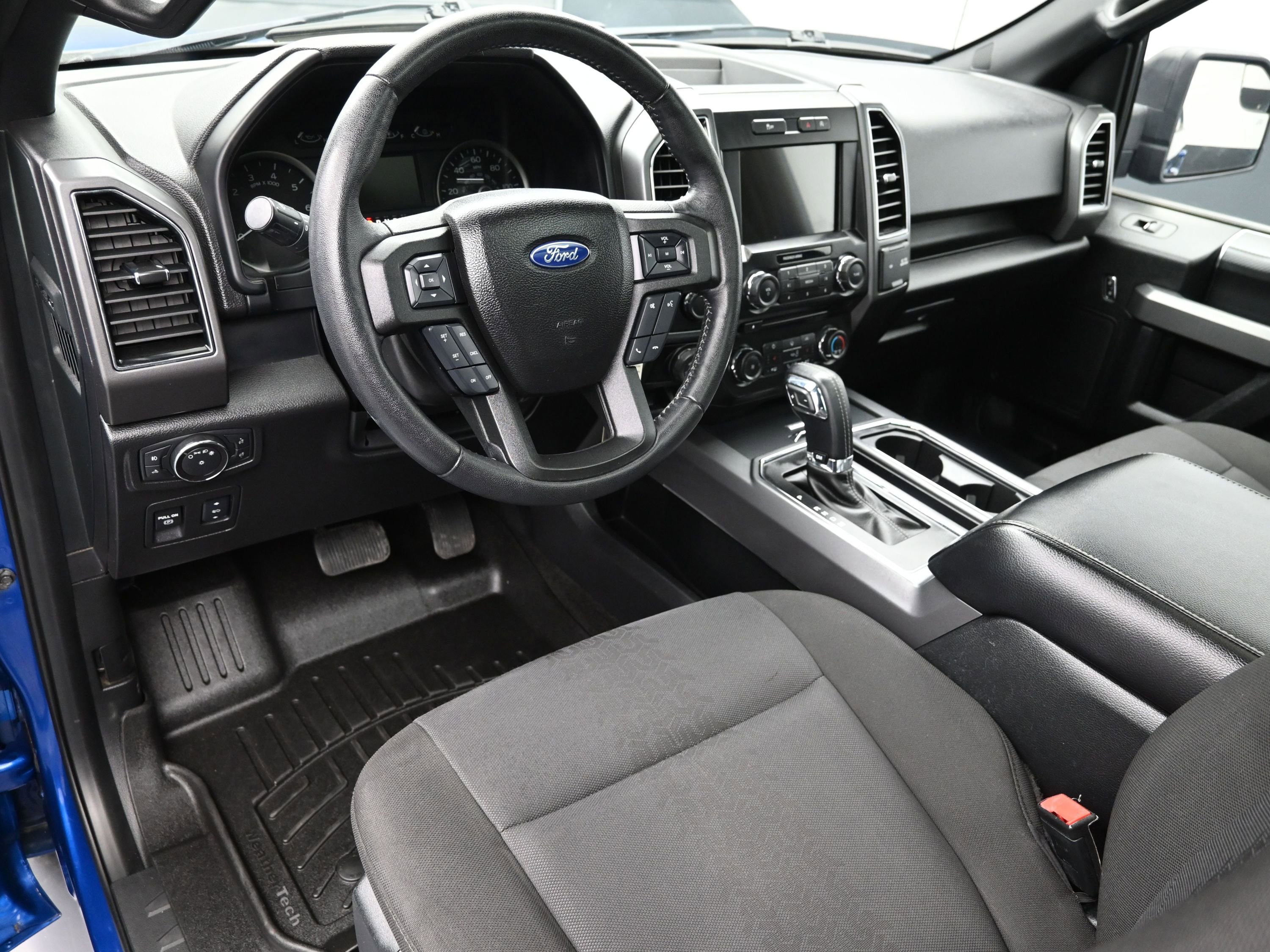 Used 2018 Ford F150 XLT w/ Equipment Group 302A Luxury image 22