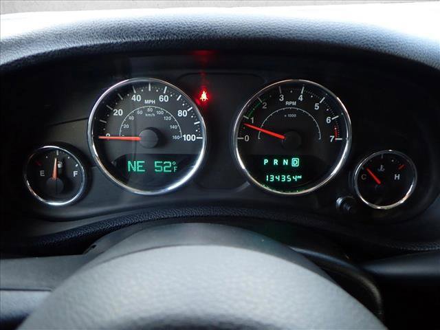 Used 2016 Jeep Wrangler Unlimited Rubicon w/ Connectivity Group image 20