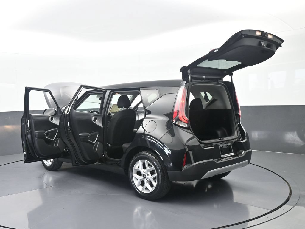 Used 2023 Kia Soul S FWD image 72