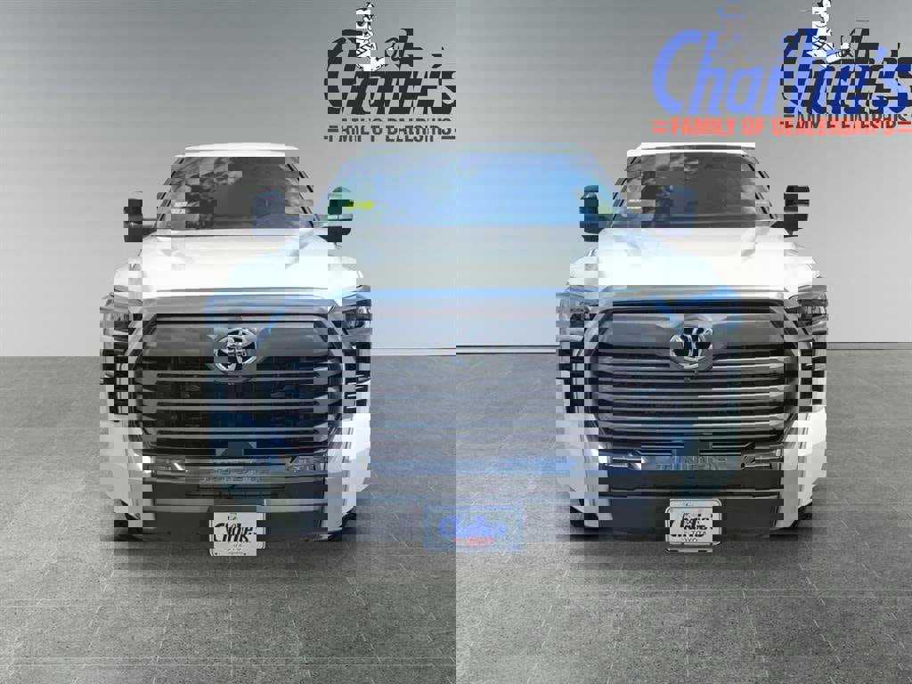 Used 2023 Toyota Tundra Limited image 2