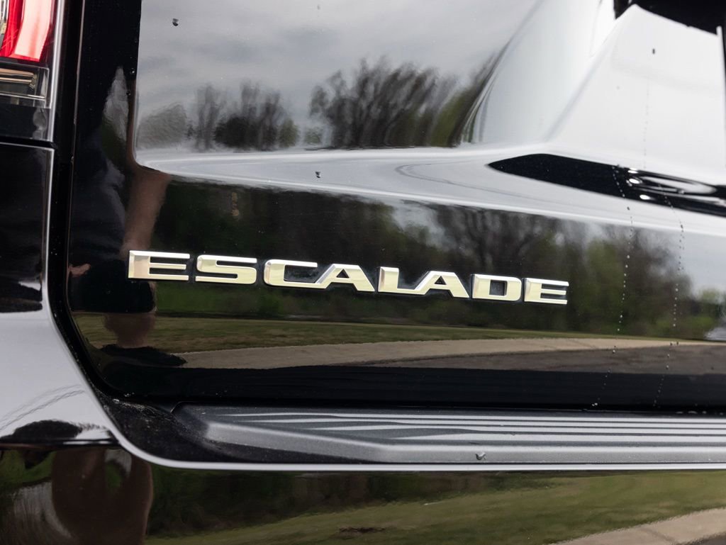 Used 2023 Cadillac Escalade ESV V image 63