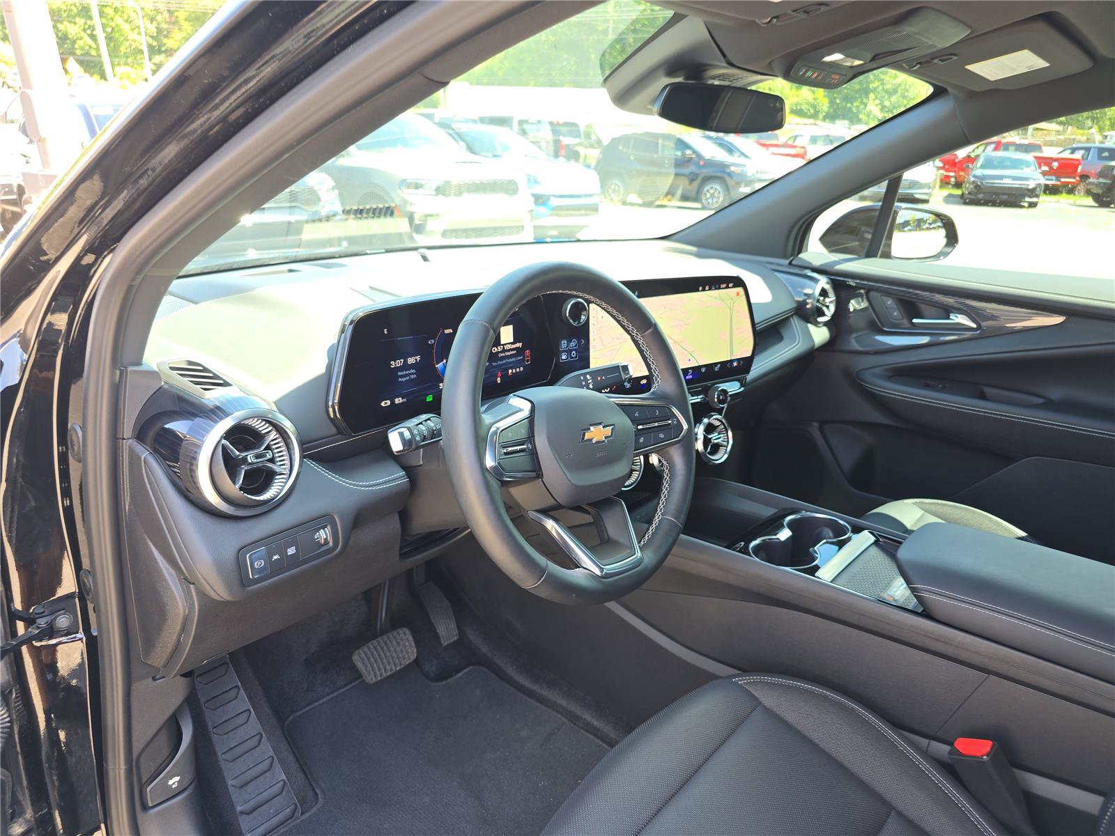 Used 2024 Chevrolet Blazer EV LT AWD/4WD image 22