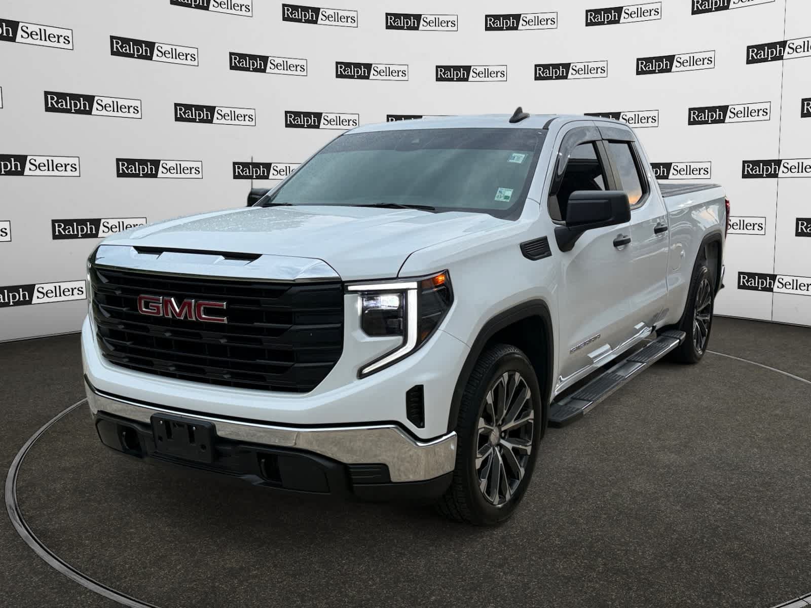 Used 2026 GMC Sierra 1500 Pro w/ Pro Value Package RWD image 2