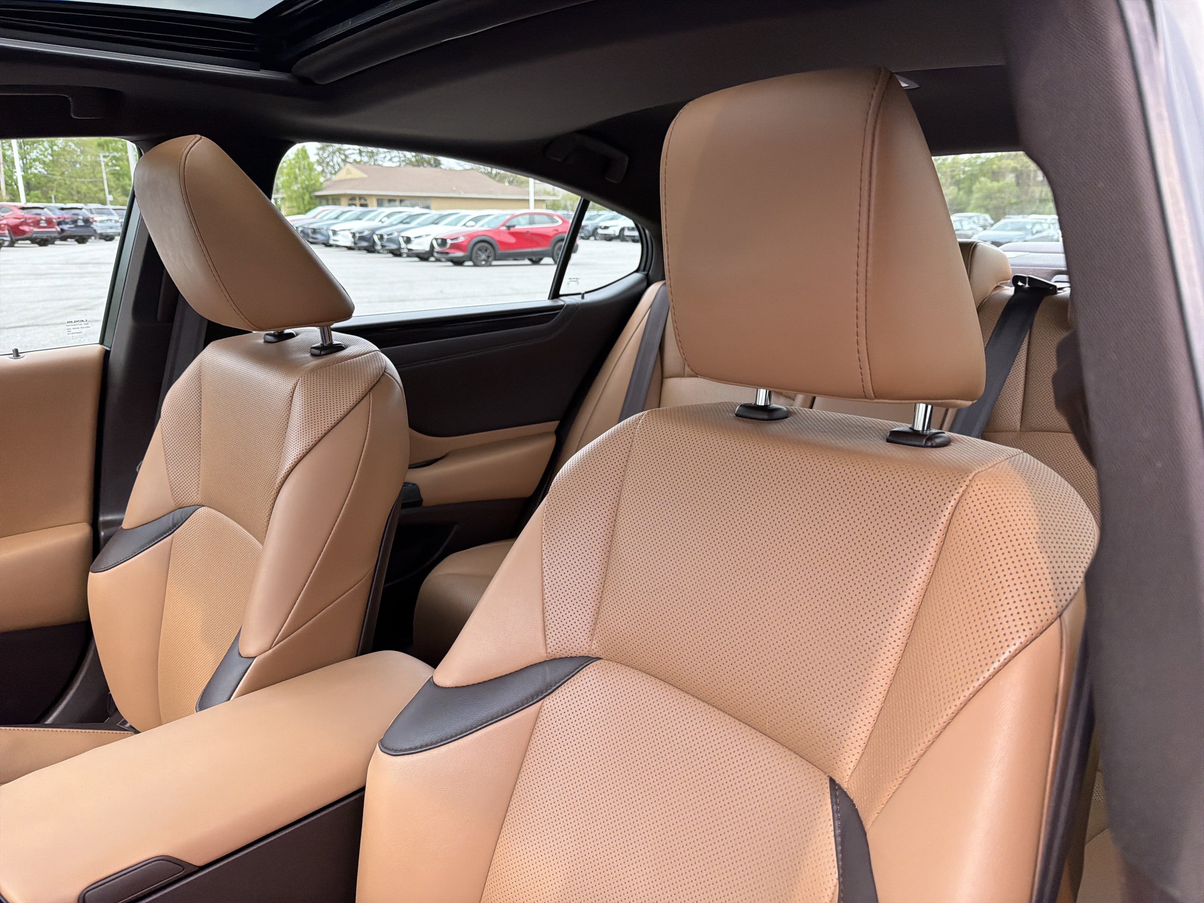 Used 2020 Lexus ES 350 w/ Premium Package FWD image 16