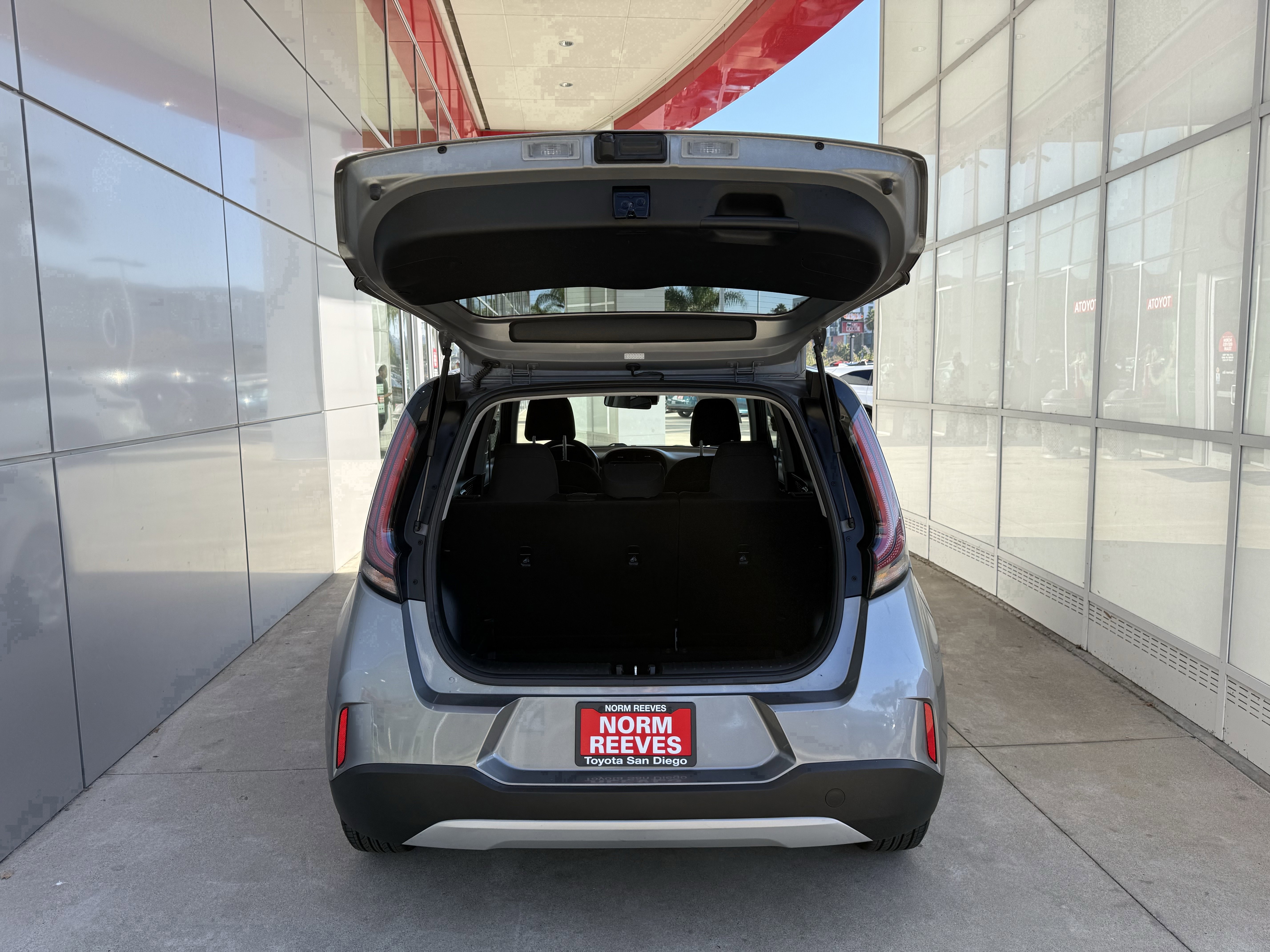 Used 2023 Kia Soul LX w/ Option Group 015 image 34