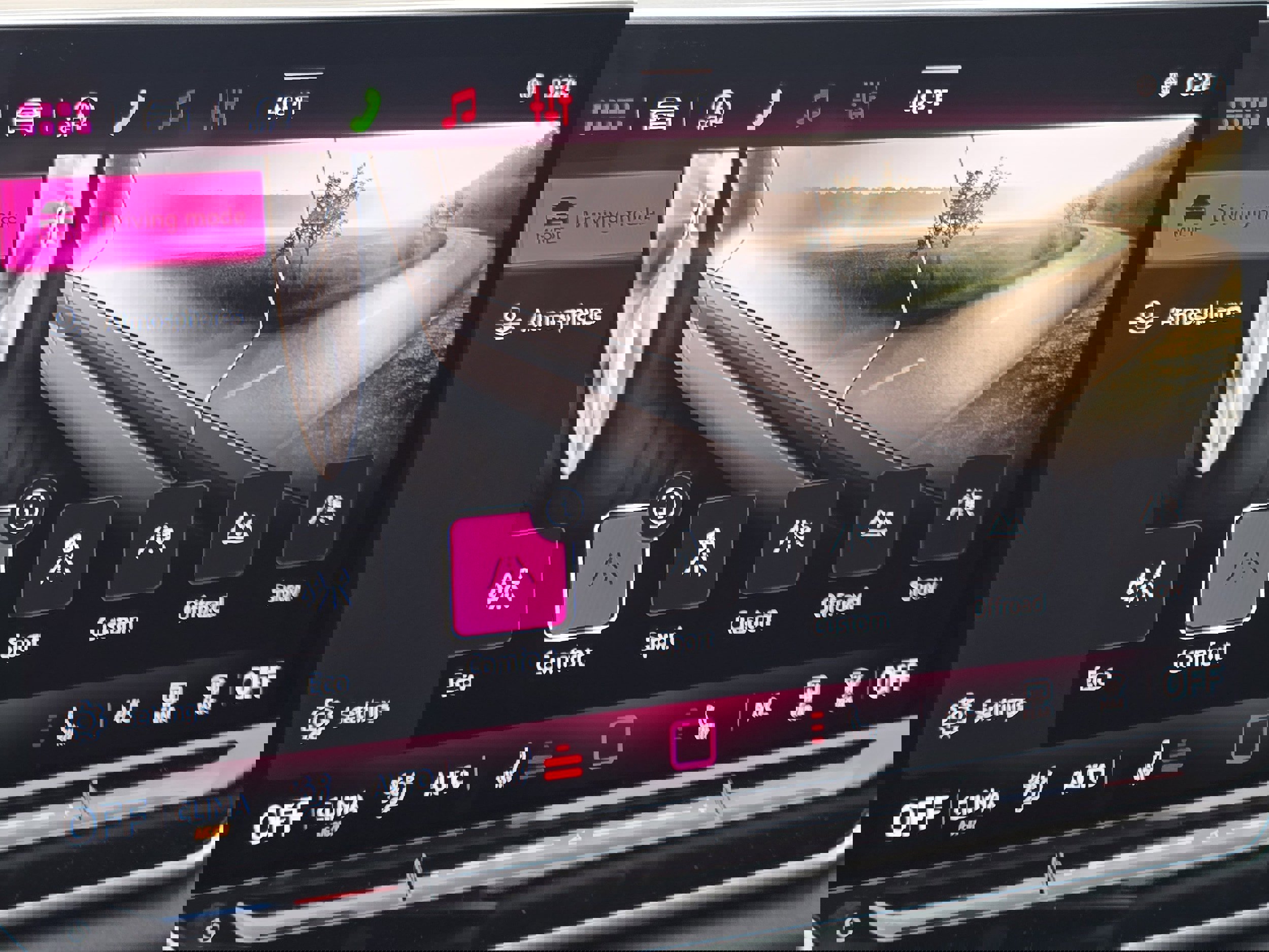 New 2026 Volkswagen Tiguan SE image 8