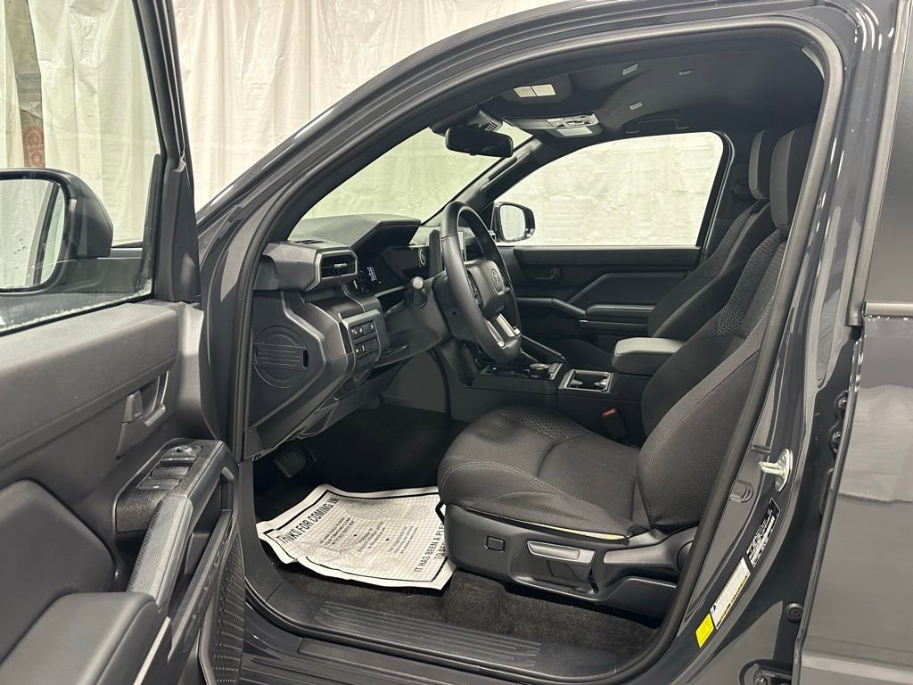 Used 2025 Toyota 4Runner SR5 image 10