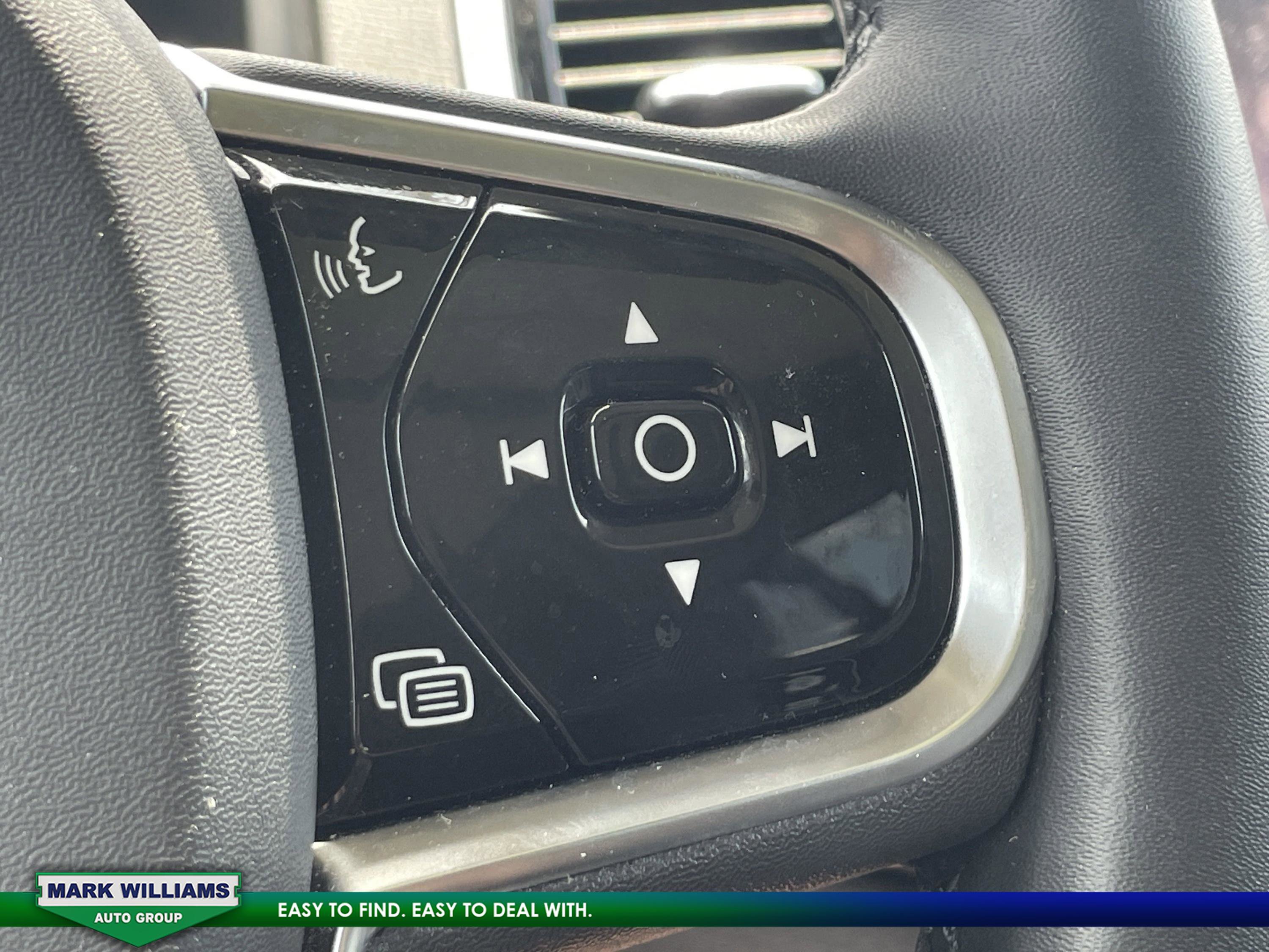 Used 2023 Volvo XC90 T8 Plus image 17