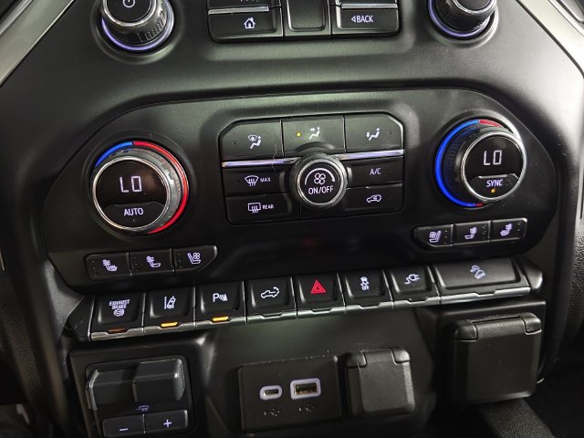 Used 2020 Chevrolet Silverado 3500 LTZ w/ LTZ Premium Package AWD/4WD image 24