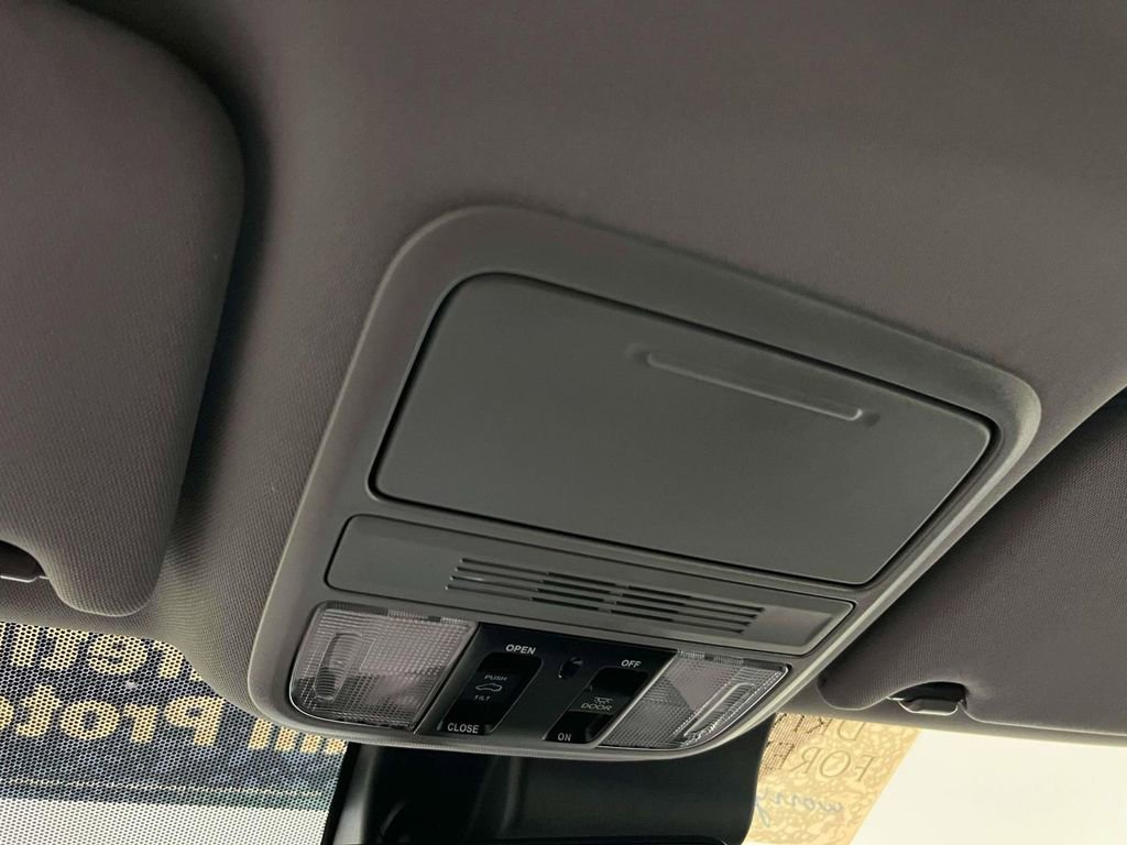 Used 2022 Honda Pilot Special Edition image 34