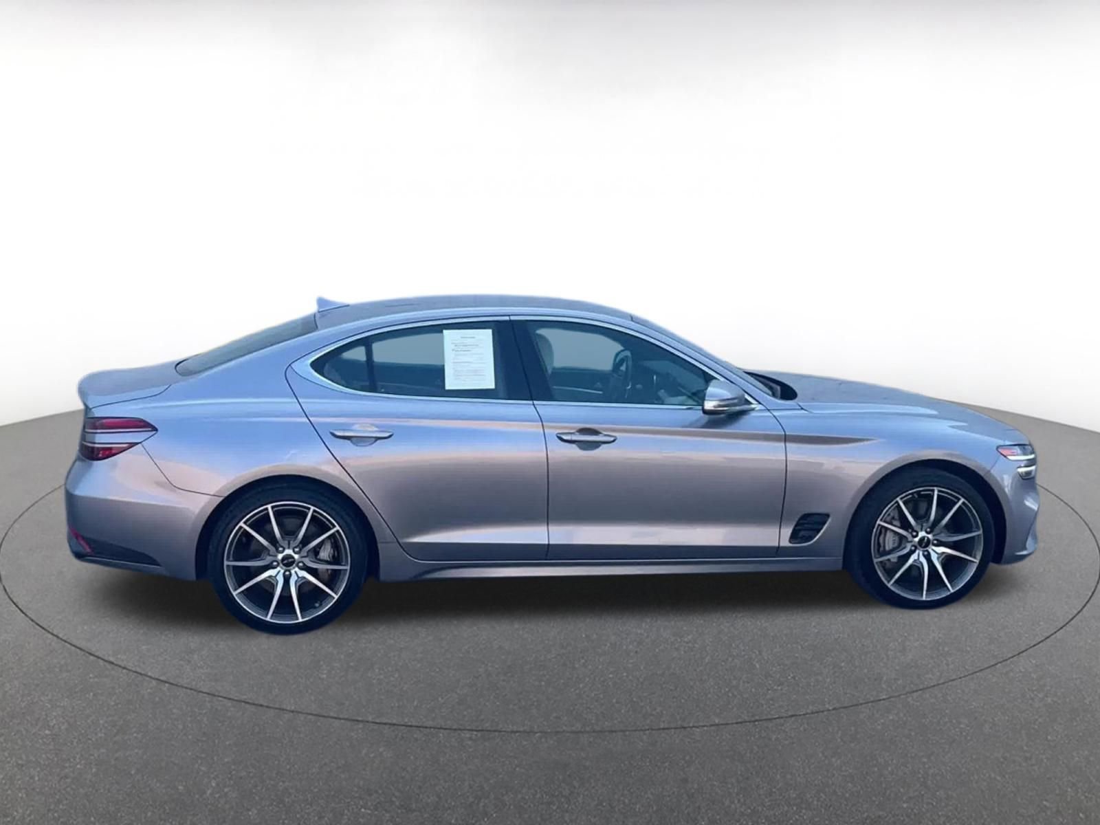 Used 2024 Genesis G70 2.5T image 16