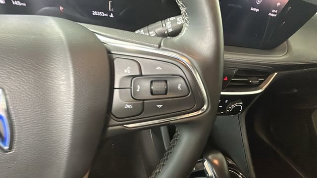 Used 2024 Buick Encore GX Sport Touring FWD image 17