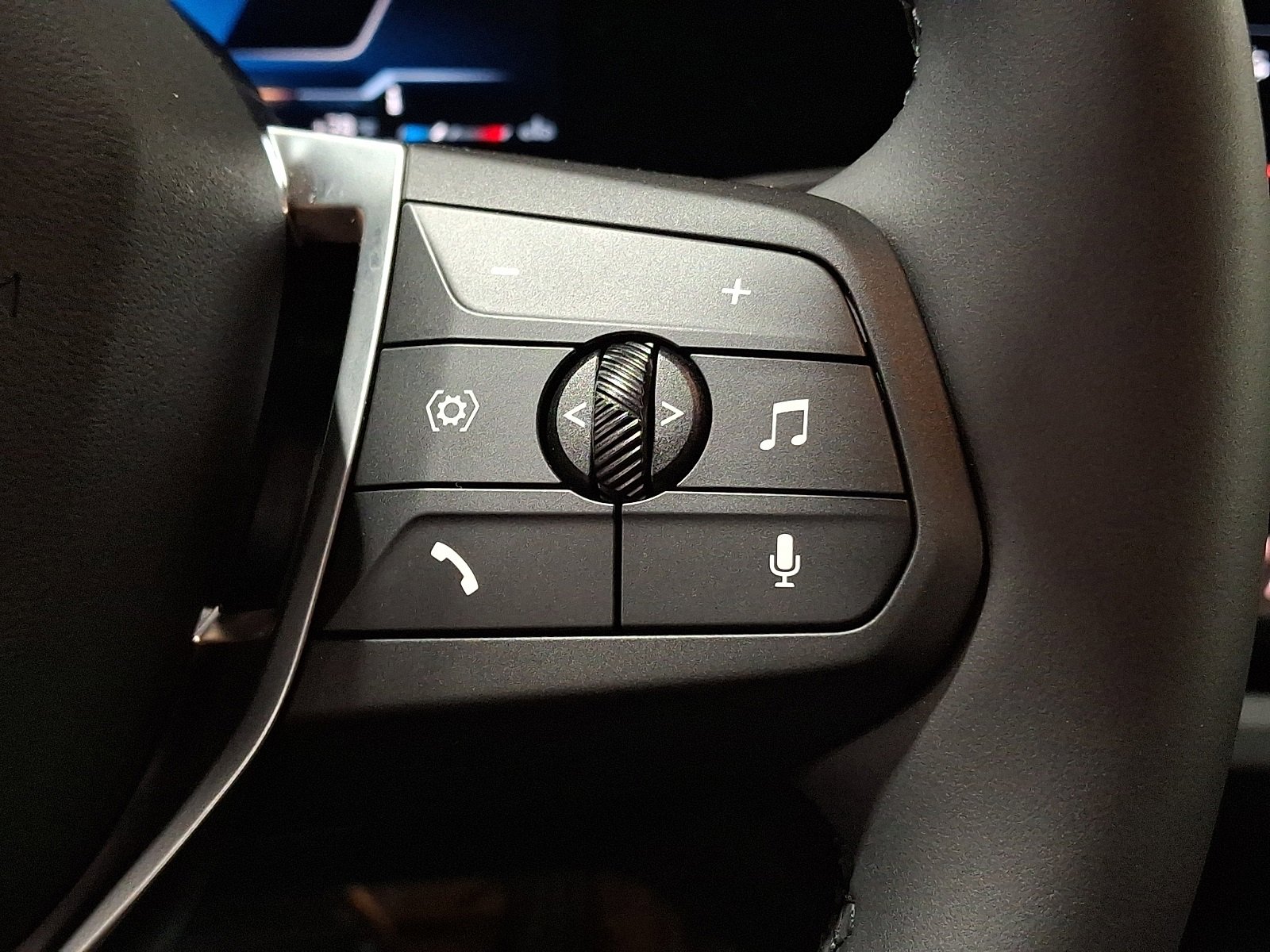 Used 2025 BMW 228i xDrive w/ Premium Package image 18