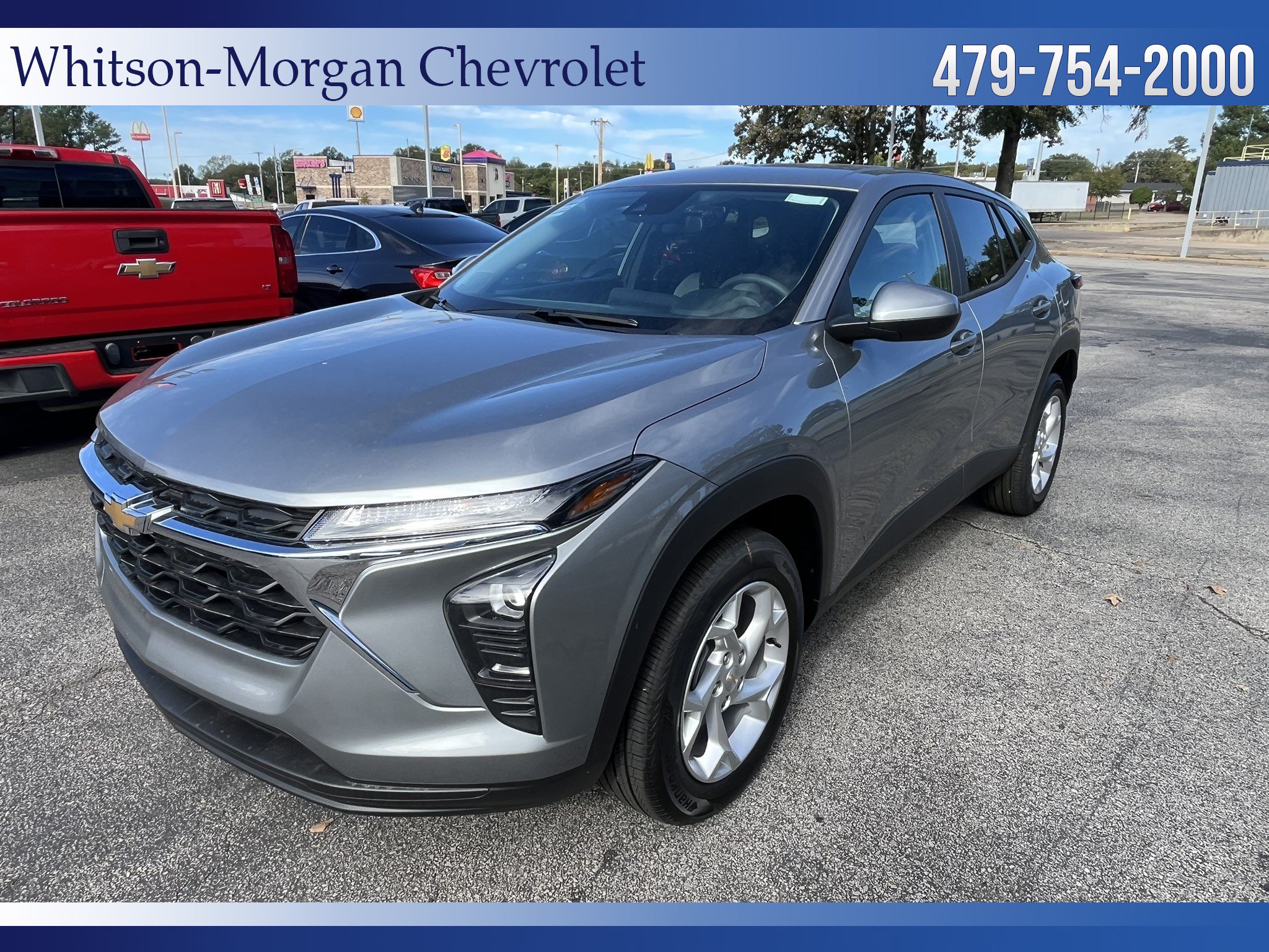 New 2026 Chevrolet Trax LS w/ LS Convenience Package FWD image 4