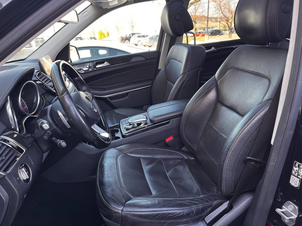 Used 2018 Mercedes-Benz GLS 550 4MATIC w/ Driver Assistance Package image 9