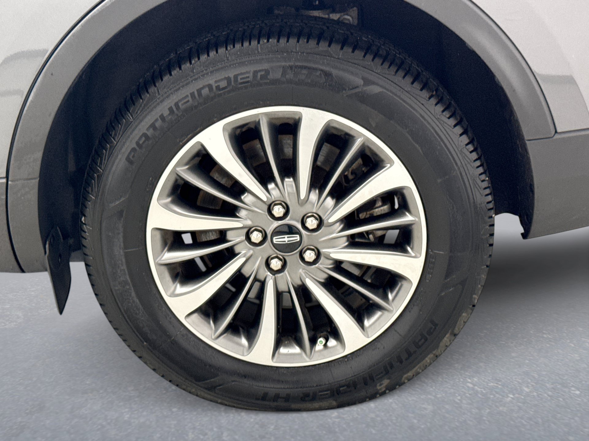 Used 2022 Lincoln Nautilus Reserve AWD/4WD image 27