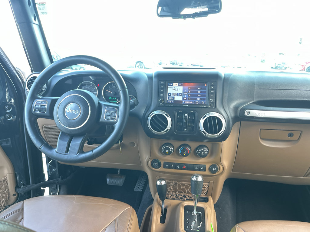 Used 2015 Jeep Wrangler Unlimited Sahara w/ Mopar Chrome Edition Group AWD/4WD image 33