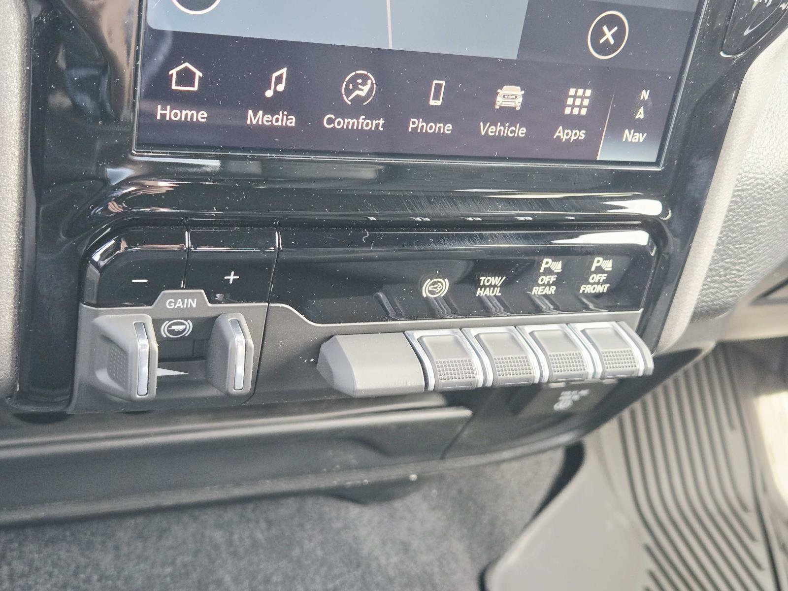 New 2026 RAM 2500 Tradesman AWD/4WD image 27