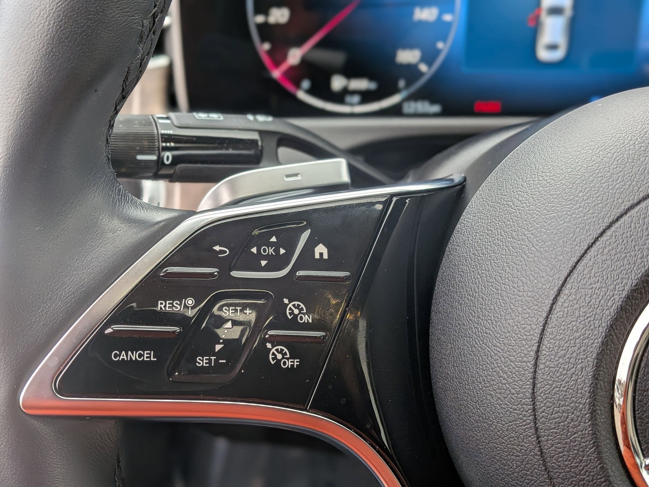 Used 2025 Mercedes-Benz E 450 4MATIC Sedan image 16