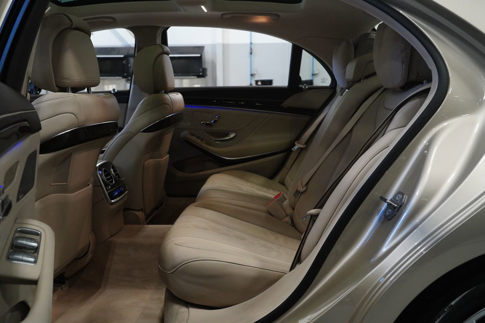 Certified 2020 Mercedes-Benz S 560 4MATIC Sedan image 14