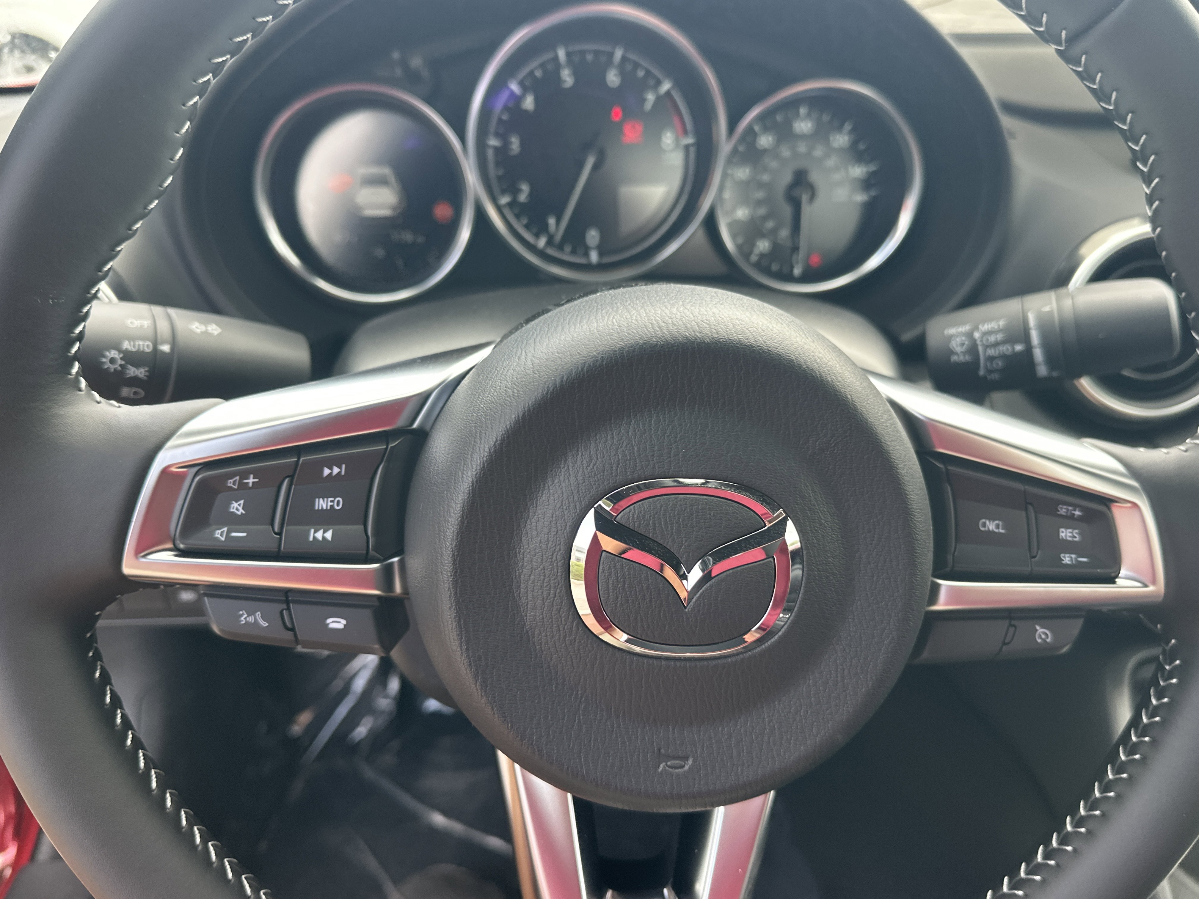 New 2026 MAZDA MX-5 Miata RF Grand Touring RWD image 13