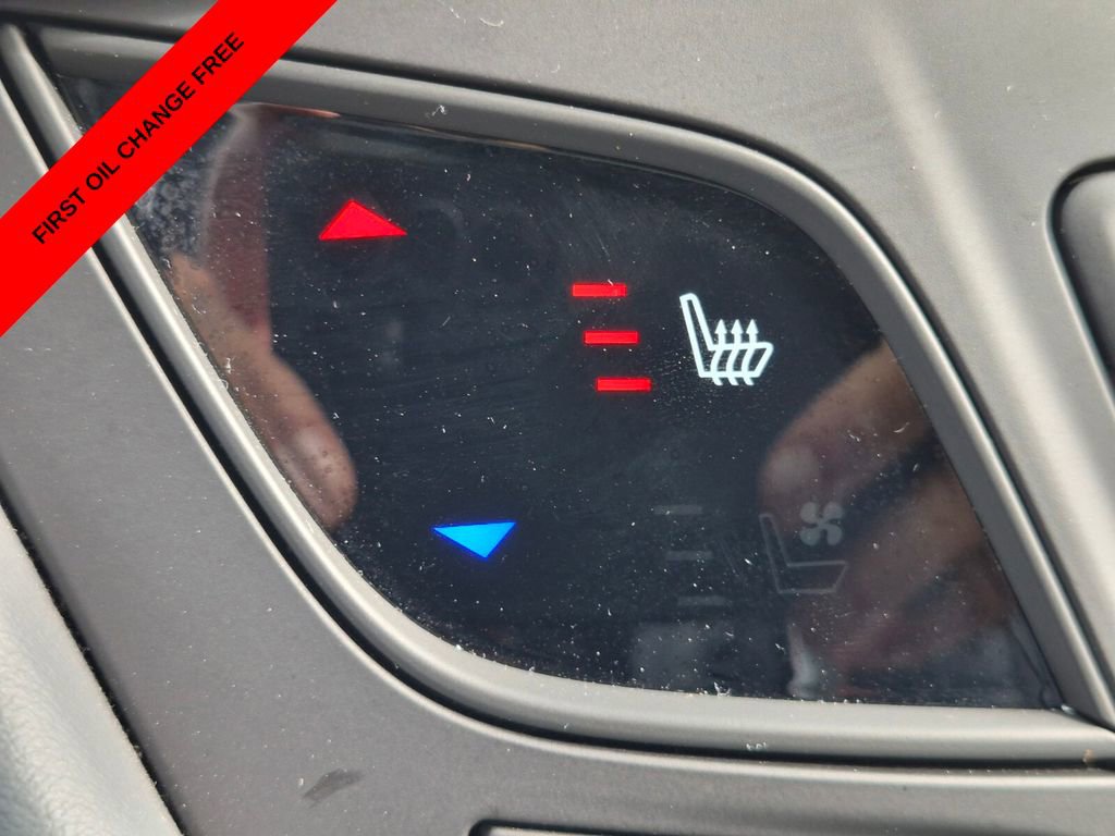 Used 2020 Buick Envision Essence w/ Experience Buick Package image 27
