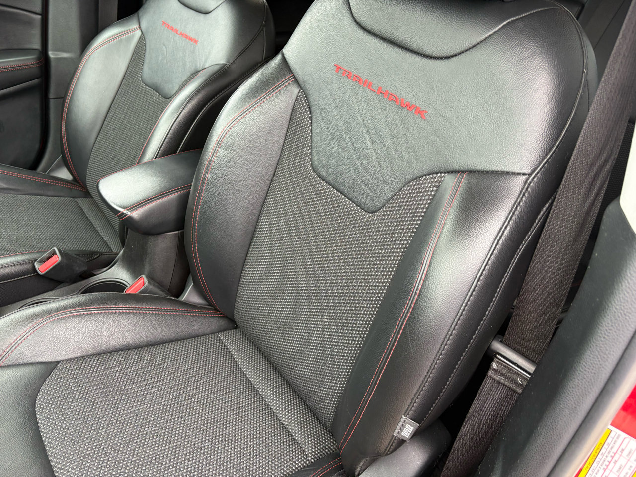 Used 2020 Jeep Compass Trailhawk image 15