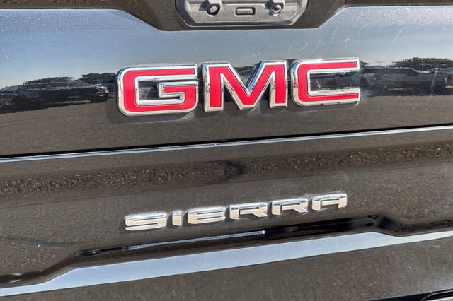 Used 2024 GMC Sierra 1500 SLT AWD/4WD image 51